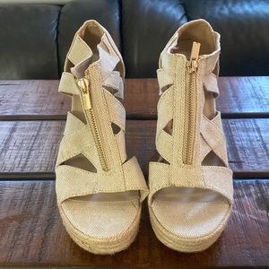 Target wedge
